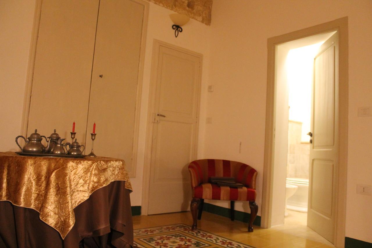 Lu Focalire Bed & Breakfast Montesano Salentino Rom bilde